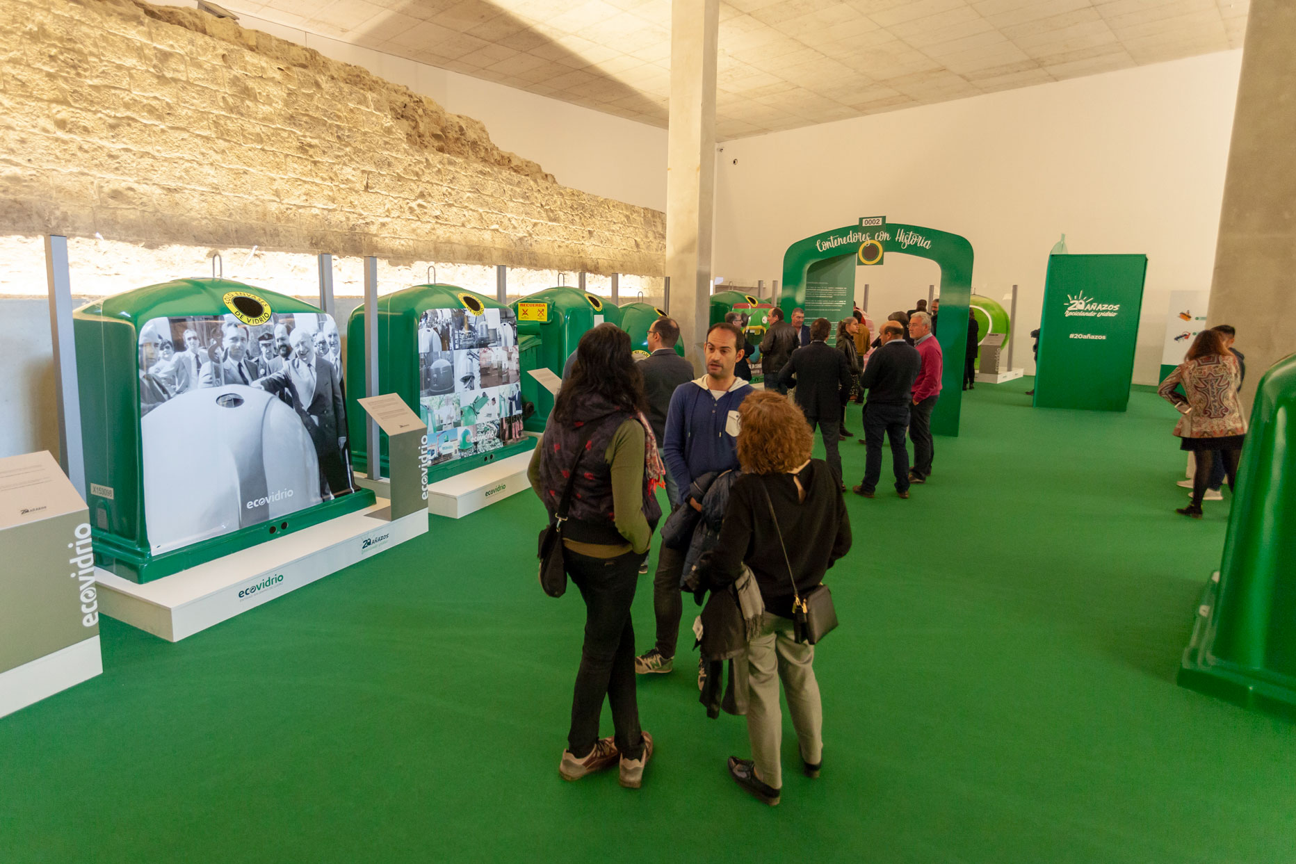 exposición itinerante “20 añazos reciclando envases de vidrio"