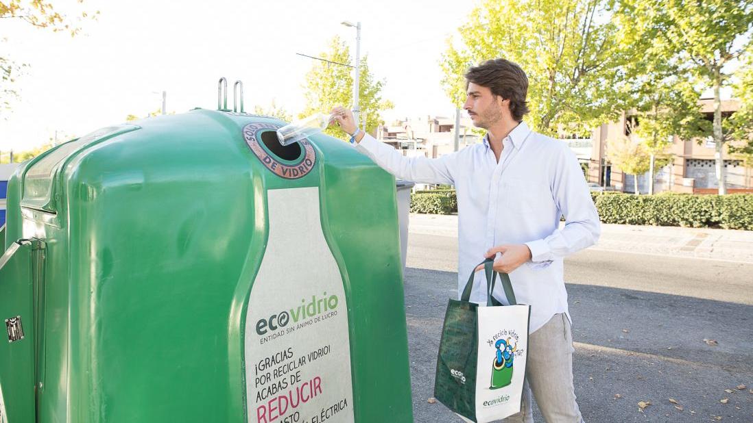 Ecovidrio anuncia los resultados de reciclaje de envases de vidrio en Baleares
