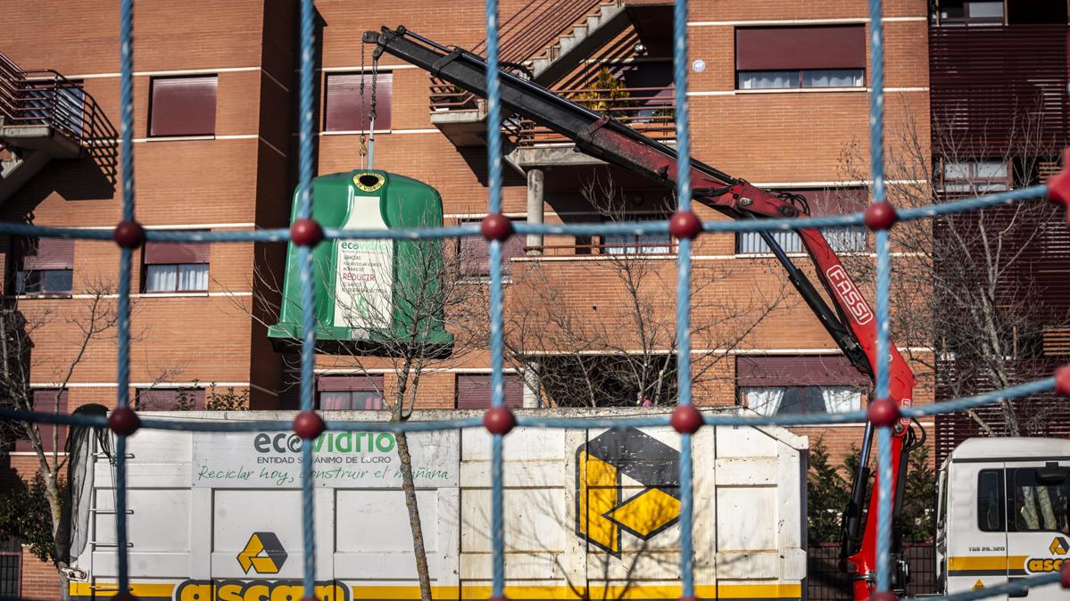 Contenedor Gigante Ecovidrio vuelta en Santiago de Compostela