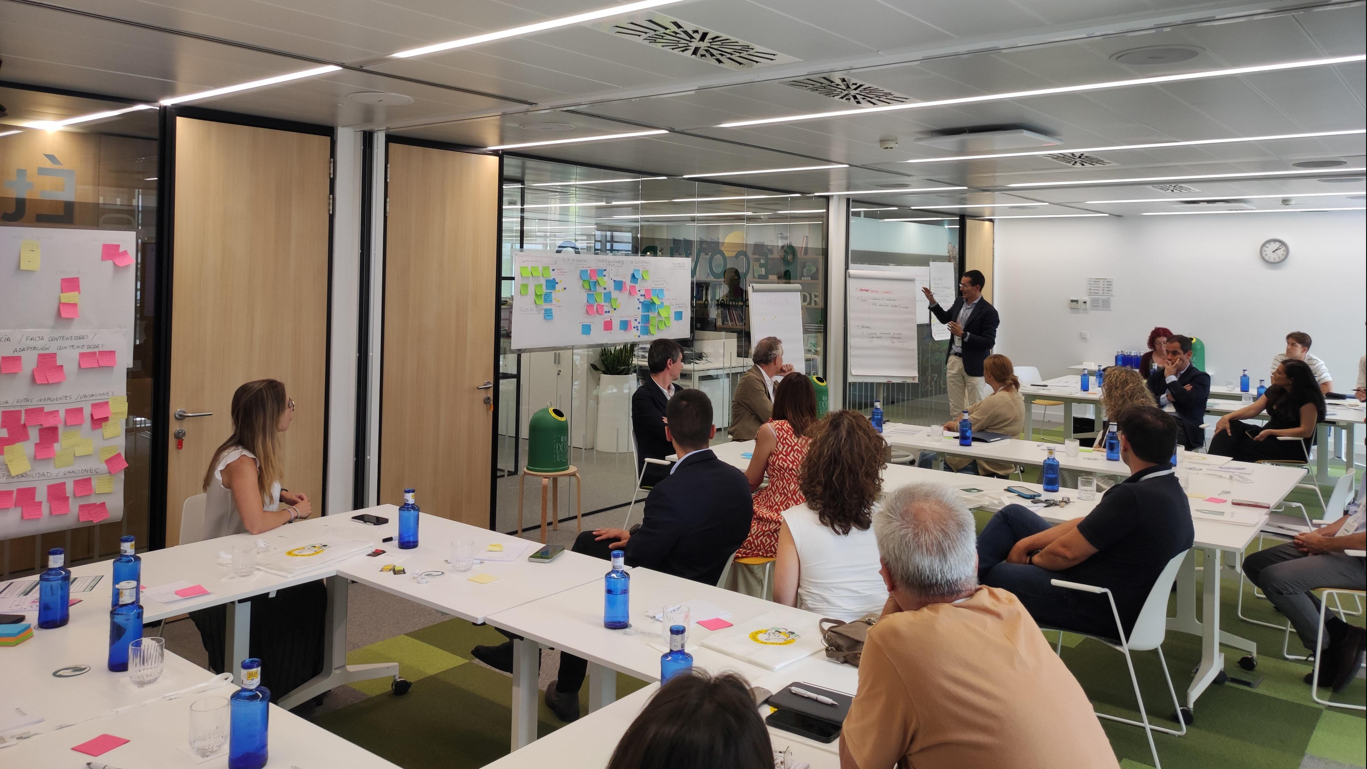 Cristina Aparicio en Jornada de Design Thinking de Ecovidrio